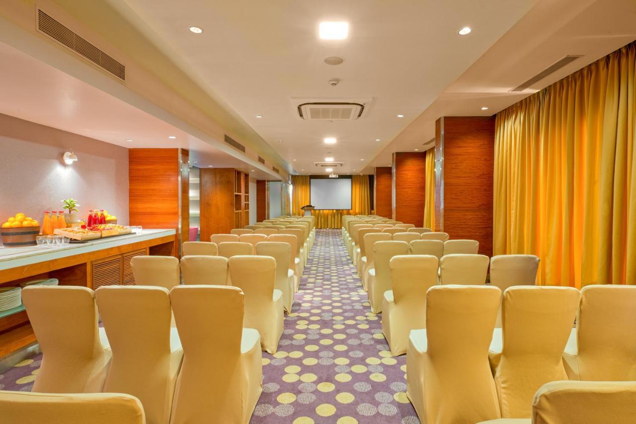 Novotel Bengaluru Outer Ring Road Exteriör bild
