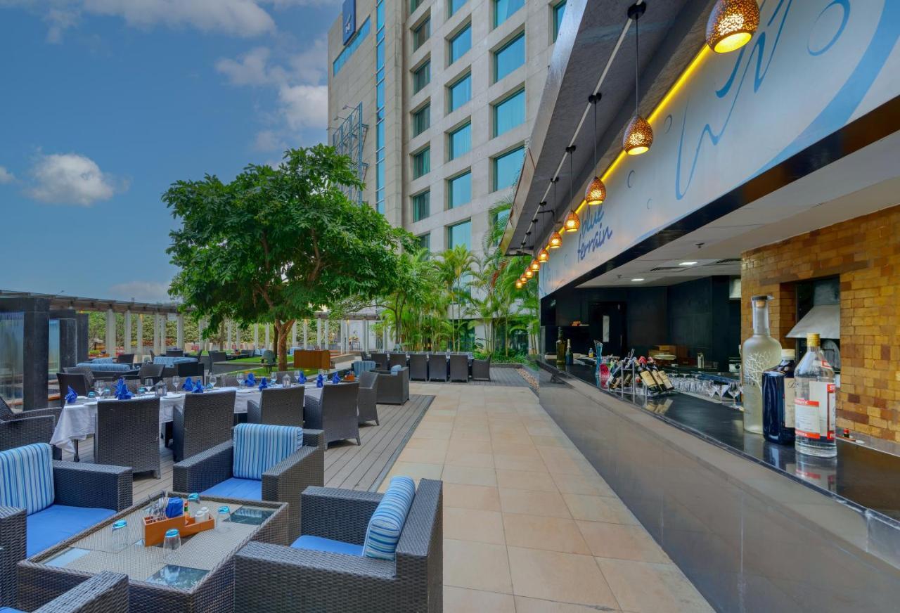 Novotel Bengaluru Outer Ring Road Exteriör bild
