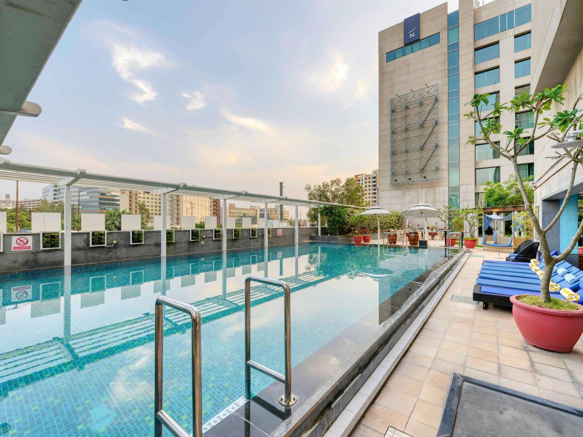 Novotel Bengaluru Outer Ring Road Exteriör bild